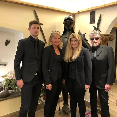 Roesslwirt * קירשברג אין טירול