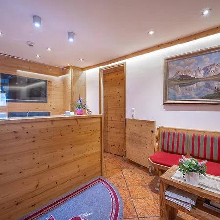 Roesslwirt * קירשברג אין טירול