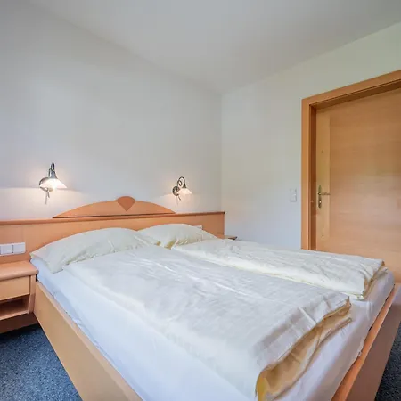 Roesslwirt דירה *